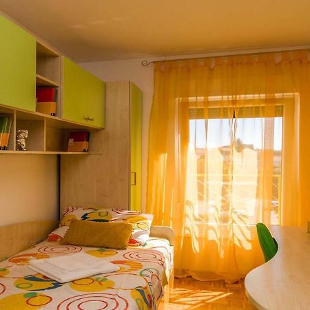 Apartment Many Пула Екстер'єр фото