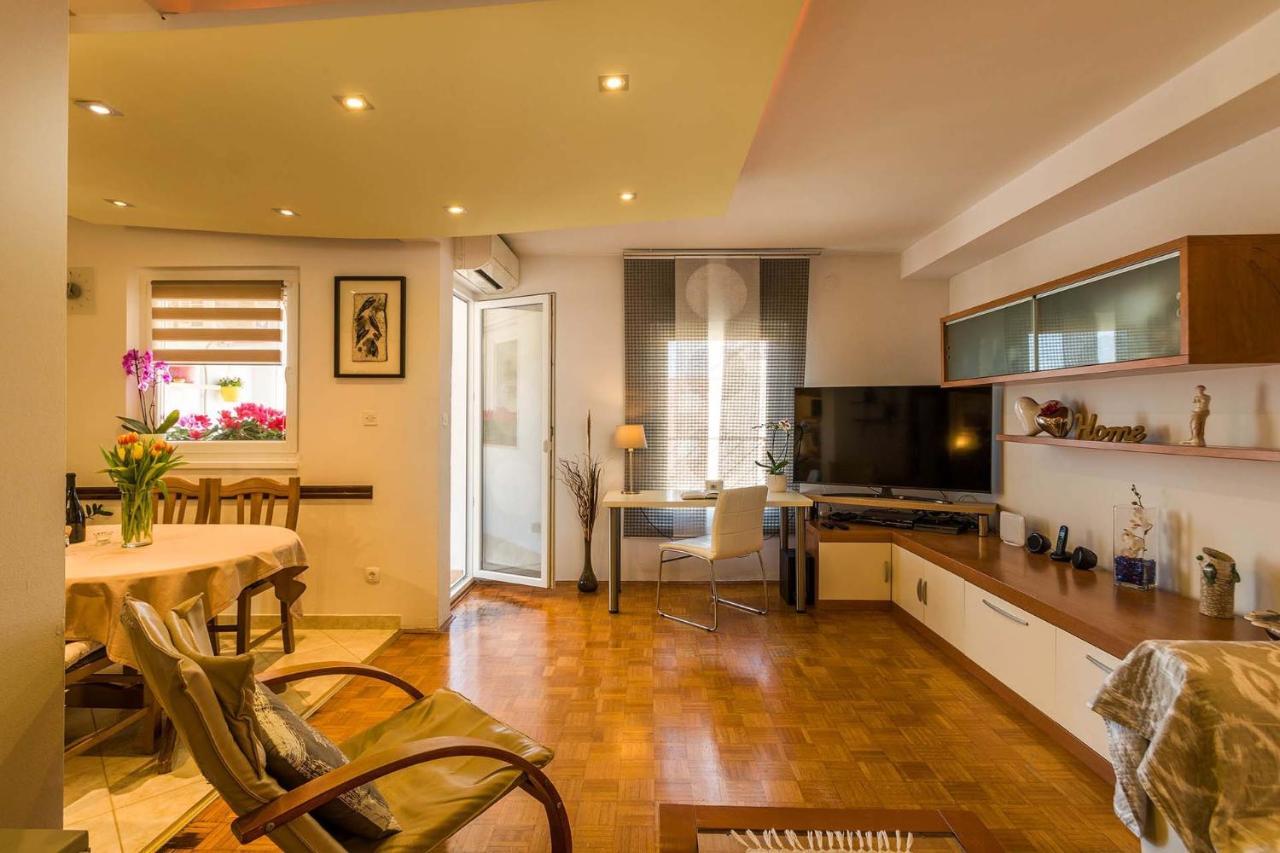 Apartment Many Пула Екстер'єр фото